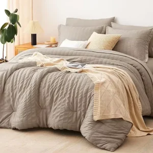 Modern 7-Piece All-Season King Size Eco-Friendly 100% Polyester Bedding Set Seersucker Comforter Fitted Sheet Duvet