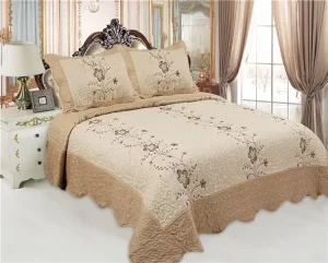 Modern Bedding Sets Embroidery Quilts Microfiber Comforter Sets 3pcs Quilt Colcha Bedspreads Coverlet Factory