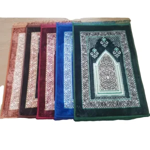 Modern Classical Anti Slip Prayer Rug Soft Muslim Prayer Mat Home Bedroom Travel New Design Woven Pray Mats Washable Islam Gifts