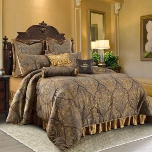Modern Embroidered Comforter Set Polyester Filled Bedsheets for Home Use Breathable Bedding
