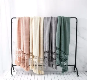 Modern Home Decor 100% Acrylic Knitted Super Soft Bed Blanket High Quality Throw Blanket