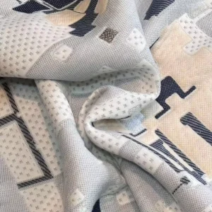 Modern Mosaic Geometry 100% Polyester Double Faced Tricot Yarn Dyed Jacquard Stretch Home Mattress Cover Fabric