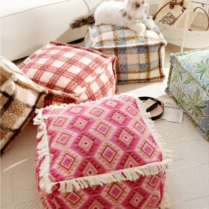 Multicolor Plaid Floor Pouf Soft Tasseled Ottoman Footrest for Living Room Bedroom Outdoor Balcony Simple and Modern