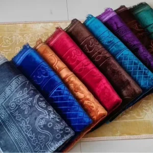 Multiple Styles Muslim Prayer Rug Soft Large Prayer Mat Islamic Thickened Islamic Prayer Mat Suitable for Men and Women