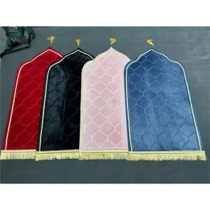 Muslim Prayer Rug Mat Comfortable Islam Prayer Mat With Emboss Design Prayer Mat