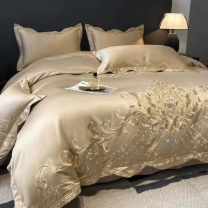 New Arrival Luxury All Season Ice Silk Cotton Bedding Set OEM ODM European Style Friendly Breathable for Daily Home Hotel Use