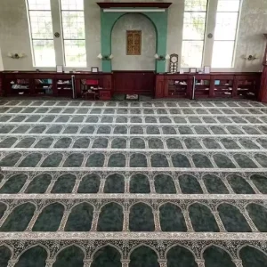 New Design Muslim Wall to wall Roll Prayer Carpet Jacquard Luxury Church Mosque Hand Tufted Nylon Modern Stain Washable Custom