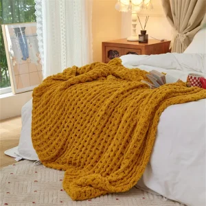 New Factory Direct High Quality Sale Sofa Bed Travel Adults Kids friend 100% Microfiber Polyester Knitted Throw Blanket FGL