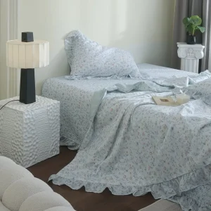 New French Style Romantic Embroidery Flower Printed Ruffled Delicate Summer and Spring 4PCS Comforter Set
