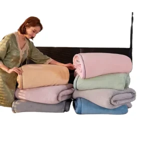 New Milk Velvet Winter Blanket Three Layer Thickened Sofa Cover Office Nap Towel Quilt Universal Bed Use