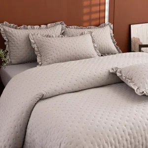 New Ruffled Woven Polyester Solid Multi purpose Quilted Bed Cover for Home Bedroom Homestay Hotel