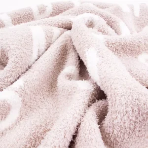 Newborn Knitted Blanket Custom Super Soft Warm Fluffy Jacquard Knitted Throw Blanket for Baby