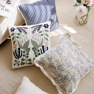 Nordic Minimalist Luxury Blue Embroidered Flower Pattern Sofa Throw Geometric Pattern Throw Pillow Customizable