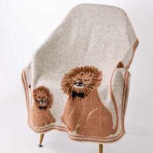 OEKO TEX Certified Blanket Comfortable Soft Animal Pattern 30*40 Knitted Throw Blanket for Sofa Bed Car Camping Rest