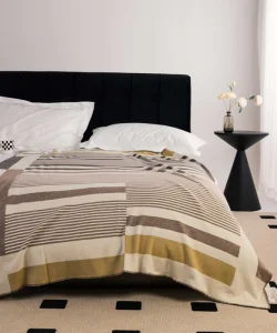 OEKO TEX Factory Direct Sale Fresh Color Strip Sofa Bed Travel Luxury Blended Microfiber Knitted Throw Blanket
