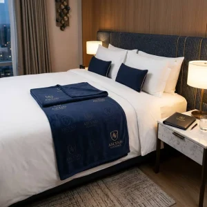 OEM Custom Logo Fleece Blanket Personalized Print Pattern Blanket Soft Plush Throw Blanket for Gift Hotel Outdoor