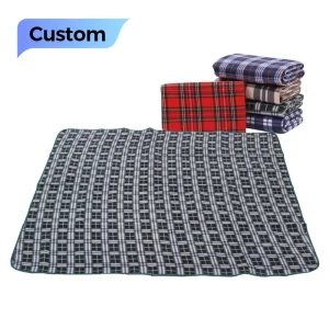OEM Customization Supported Heat-Insulated Three-Layer Soft Waterproof Oxford Fleece Picnic Mat for Beach Versatile Events