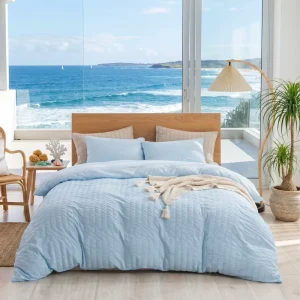 OEM ODM All Season Breathable Polyester Bedding Set Solid Color Modern Design for Home Daily Rest