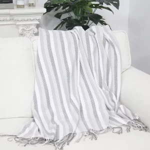 OEM ODM China Acrylic Fashion Tapestry Woven Plaid Throw Blanket White and Camel Color