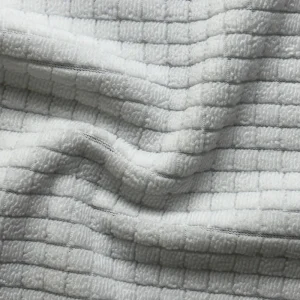 OEM Tailored Woven Polyester Grid Cloth Widely Applicable to Apparel and Decorative Textile Processing