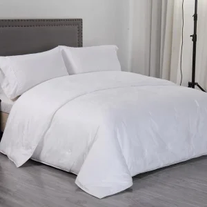 Oeko Tex 100% Cotton Printed Silk Filled Reversible Comforter Set with Bed Quilt Sheet Set for Hotel Use