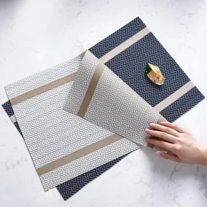 Placemats Vinyl Plastic Woven Place Mats for Kitchen Table Indoor Outdoor Washable Placemat Wipeable Dining Table Mats