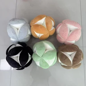 Plush 3D Hydrangea Throw Pillow Polyester Cute and Creative Soft Petal Cushion 31cm-50cm for Home Decor Gifts