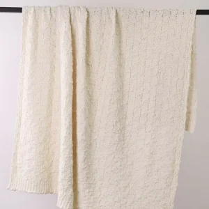 Polyester 100% Winter King Size Knitted Throw Blanket for Living Room Home Hotel