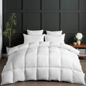 Polyester Comforters Ultra-Soft Breathable All Season Hotel Bedding Comforters Extra Fluffy White Duvet Insert