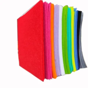 Polyester Felt Fabric Waterproof Fusible 200g/m2 1mm-1.2mm A4 Size 29.5x21cm 125gsm 90cmx100m