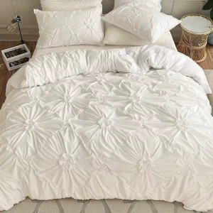 Polyester King Size Custom Nordic Luxury White Bedding Set Solid Chic Ruched Flower Duvet Cover Set for Hotel