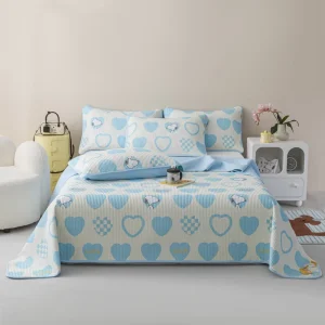 Premium 100% Cotton Printed Quilted Cartoon Heart Snoopy 3 Piece Bedspread Set Two Pillow Covers for Kids All Season Bedroom Use