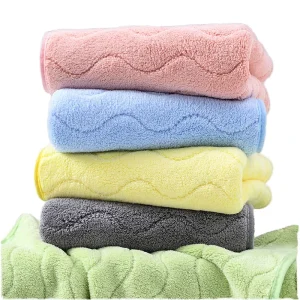Premium Square Coral Fleece Floral Nonwoven Antimicrobial Baby Friendly Bath Towels for Hotel Spa Outdoor Daily Use