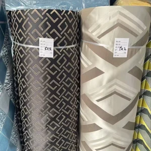 Professional Factory Woven Polyester Jacquard Curtain Fabrics Breathable Blackout Upholstery Fabric