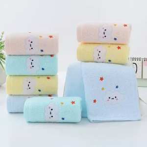 Pure Cotton Antimicrobial Eco Friendly Kids Towel Quick Dry Clouds Animal Bath Bedroom Towels New Baby Child’s Bathroom Use