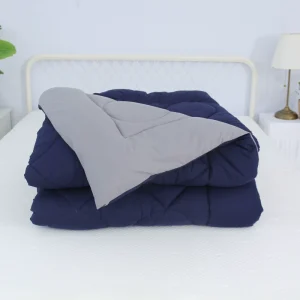 Quilted Comforter Warm Portable Style Comforter