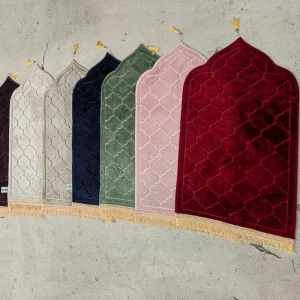 Raschel Customizable High Quality Modern Pilgrimage Mats Fabric Embossed Plush Floral Lace Trims Direct China
