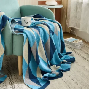 Raschel Knitted Casual Geometric Travel Blanket
