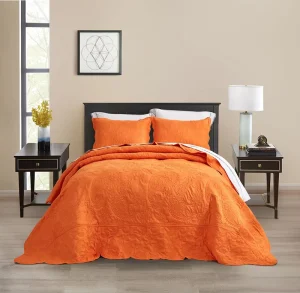 Simple Floral Printed Quilt Bedding Set Soft 3-Piece Design Made of Polyester for Lightweight and Comfortable Sleep
