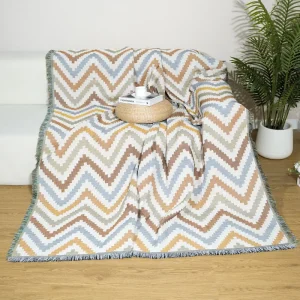 Simple Style Festival Character Pattern Jacquard Woven Quilted Tapestry 100% Polyester with Wave Design