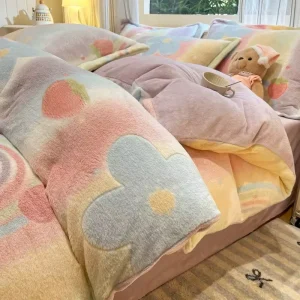 Small Fresh Four-Piece Comforter Set in Snowflake Velvet Thickened for Ultimate Comfort