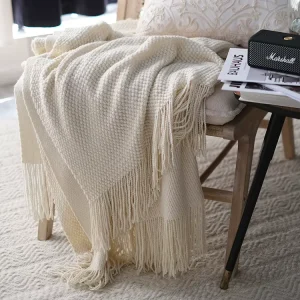 Soft Fuzzy Modern Polyester Blanket for Couch Sofa Bed All Seasons Knit Throw Machine Washable