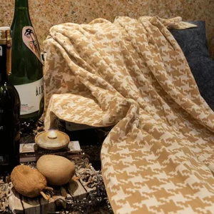 Soft Large Knitted Baby Blanket 100% Cotton Custom Queen Size 200Cm Woven Four Seasons European-American Style