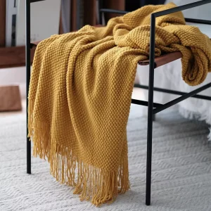 Soft Lightweight Polyester Fuzzy Blanket for Bed & Sofa Modern Cozy Home Decor All Season Knit Throw Machine Washable
