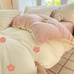 Soft Plush Milk Fleece Cartoon Animal Printed Waterproof Duvet Cover Set for Household Apartment
