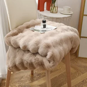 Soft Warm Faux Wool like Rabbit Fur Plush Thickened Fur Bubble Throw Blanket Nap Casual Blanket Sofa Fluffy Blanket for Winter
