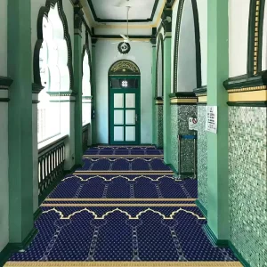 Soft Wool Blend Woven Jacquard Mosque Carpet Roll Stain Resistant Washable High Pile Prayer Floor Mat for Commercial Use