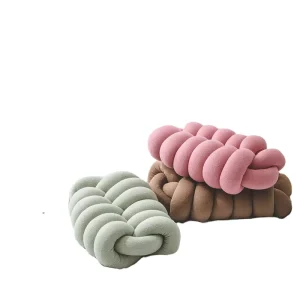 Soft and Comfortable Knotted Style Throw Pillow Oval Decorative Pillow for Sofa Knitted Technics