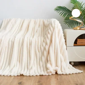 Soft and Warm Lightweight Bed Blanket with Striped Texture, Anti-Static Blanket Flannel Striped Blanket