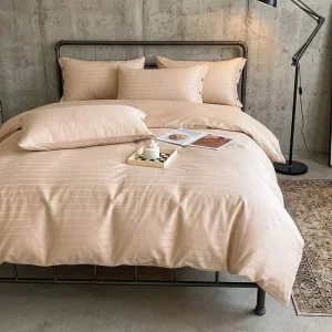 Solid Color 4 Piece Bedding Set Custom Soft Microfiber Polyester Duvet Cover Bed Set for Home Use